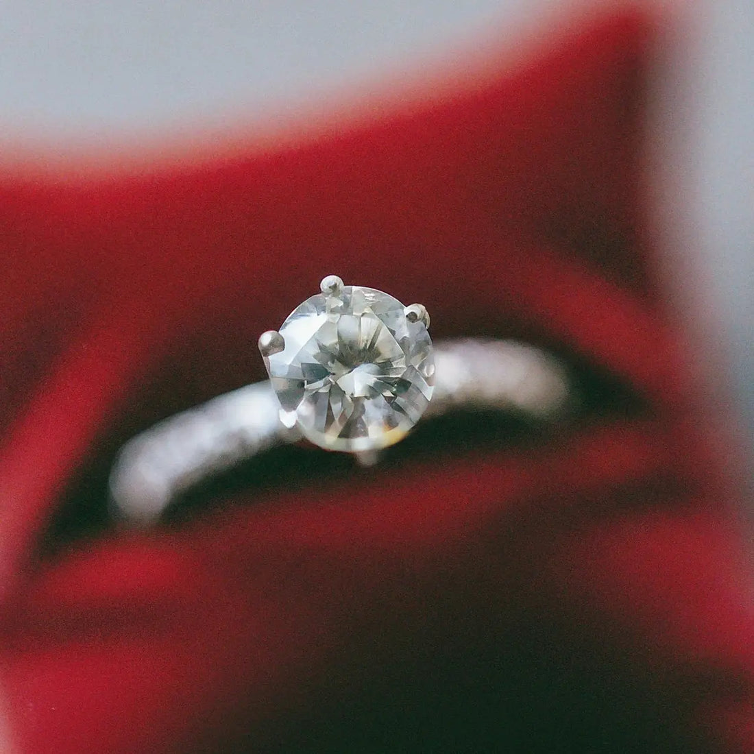 Insider Tips on Designing the Perfect Custom Engagement Ring