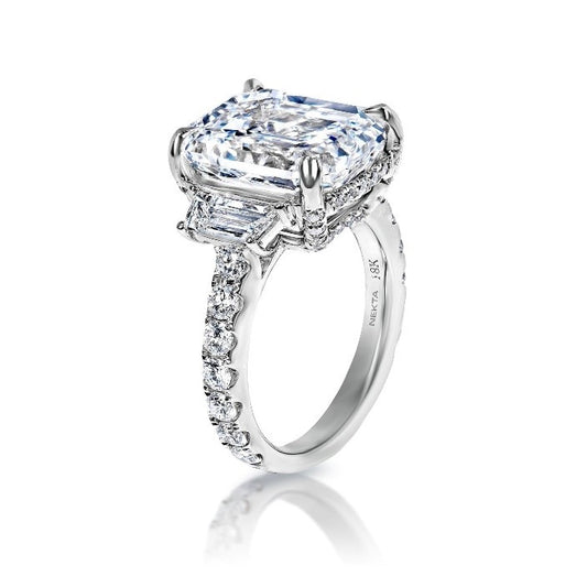 Why Choose a Big Diamond Ring for Your Engagement?