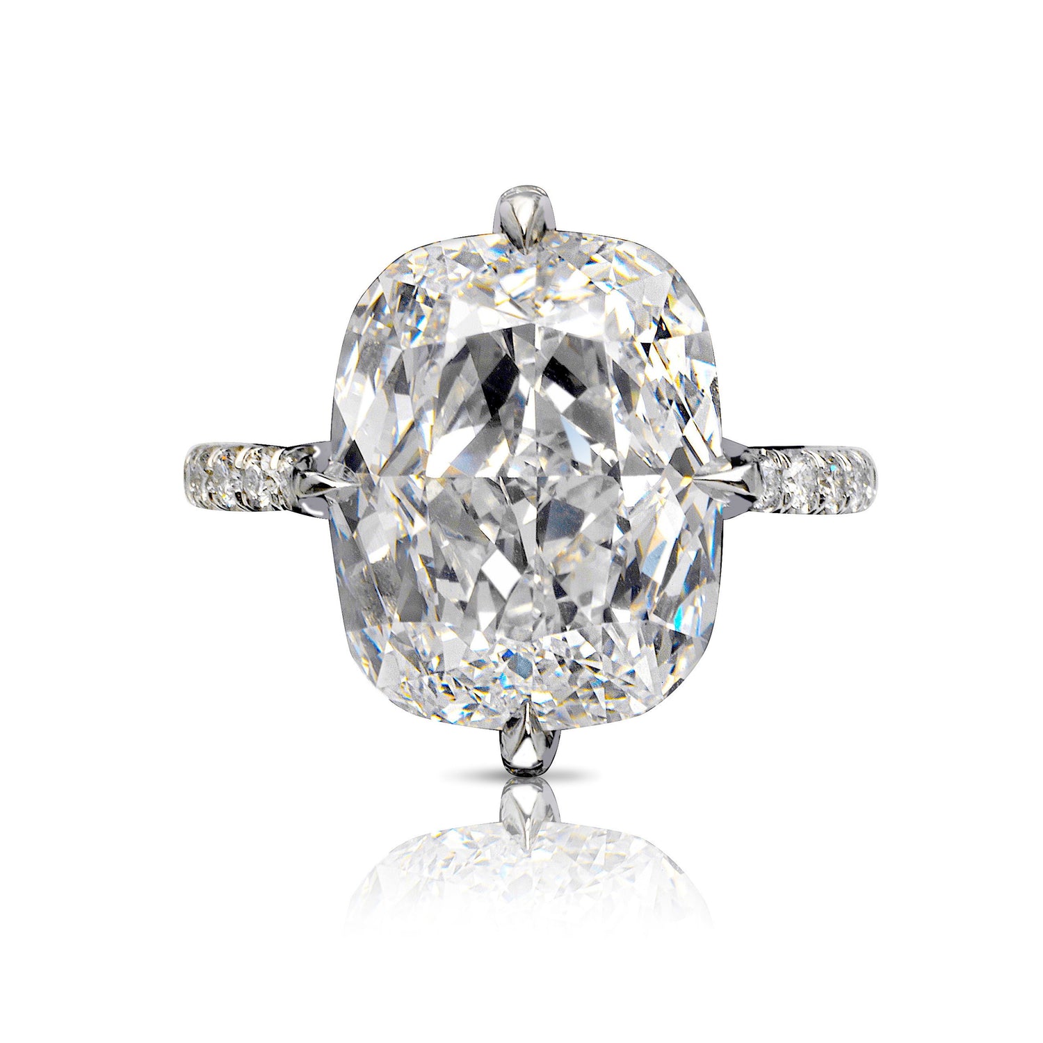 Cushion Cut Diamond Rings