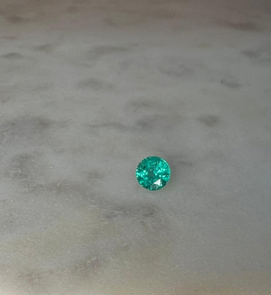 1.60 CARAT CUSHION CUT NATURAL GREEN EMERALD LOOSE GEMSTONE