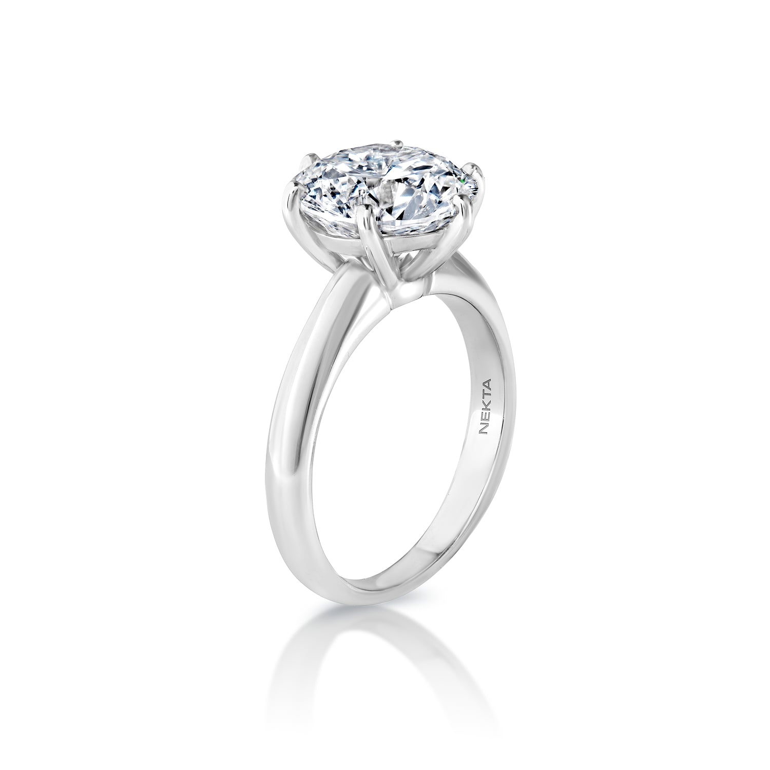 Lefa 4 Carat G VS2 Round Brilliant Lab Grown Diamond Solitaire Engagement Ring Side View