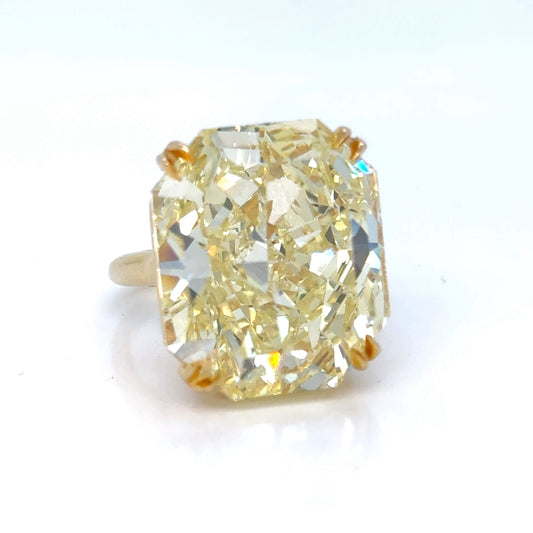 ZAR 32 CARAT FANCY YELLOW INTENSE DIAMOND RING RADIANT CUT VS2 18K GOLD BY MIKE NEKTA