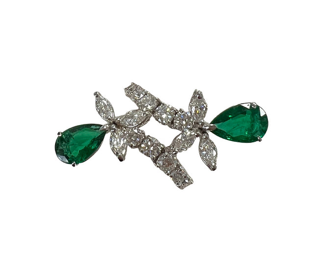 Bernadette 2.83 Carats Pear Cut Emerald Gemstone Flower Ring in 18K White Gold By Mike Nekta NYC