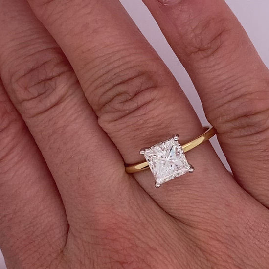 Diamond Ring Princess Cut 2 Carat Solitaire Ring in 18k Yellow Gold Video on Hand