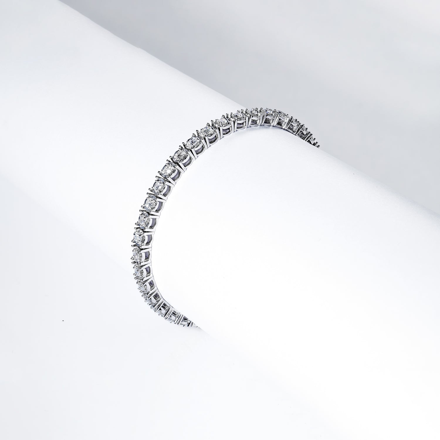 Maia 3 Carat Round Brilliant Single Row Bracelet in 14k White Gold