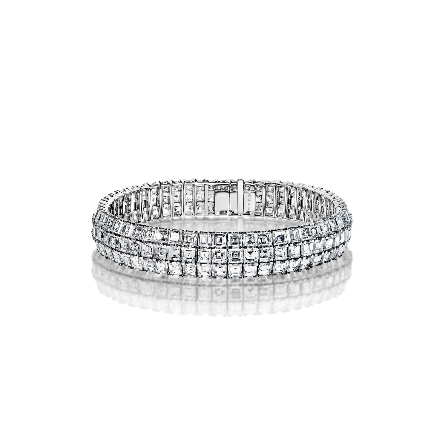 Rounded Square Diamond Pave Bangle Bracelet | Diamond bracelet design,  Diamond bangles bracelet, Diamond bangle