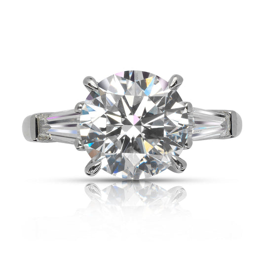 Diamond Ring Round Cut 4 Carat Three Stone Ring in Platinum Front View