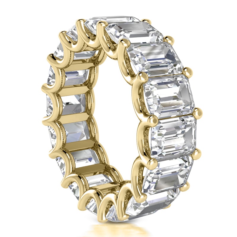 Eclat 6 Carat Emerald Cut Diamond Eternity Band