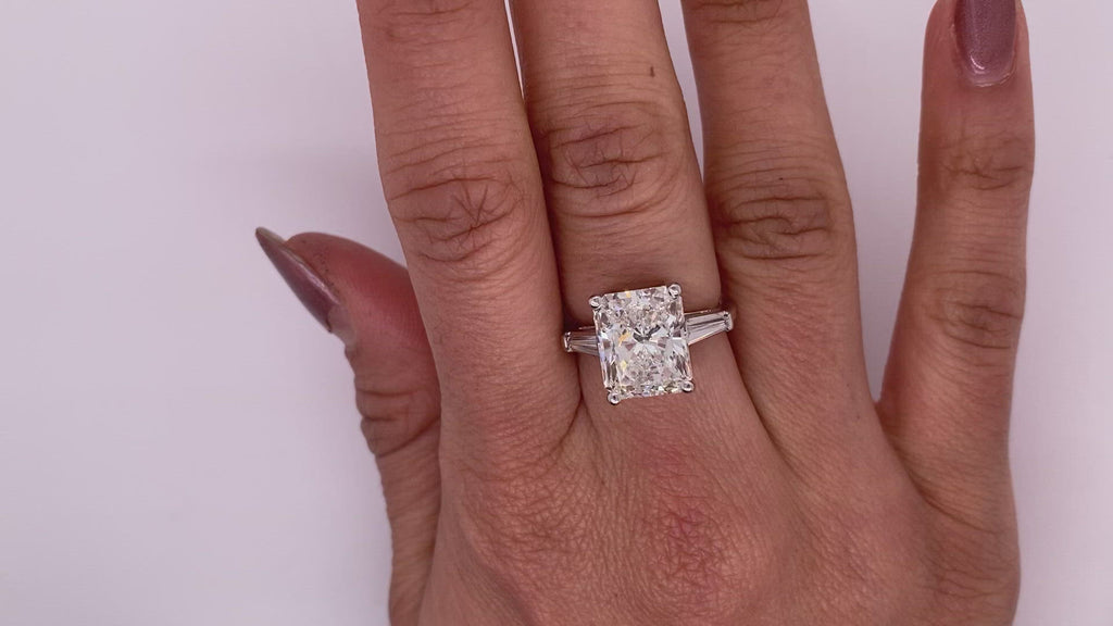 Neil Lane Diamond Engagement Ring 2-1/4 ct tw Radiant & Round 14K White  Gold | Kay Outlet