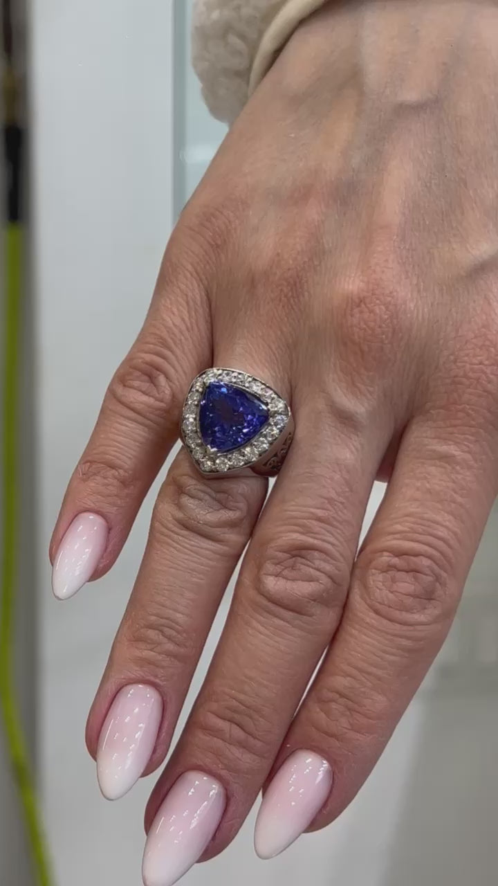 Juliet 10 Carats Trilliant Cut Blue Tanzanite Ring Halo in 14k White Gold Video